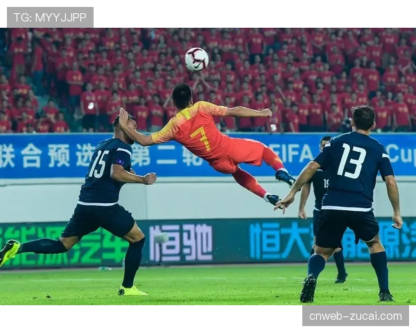 关岛队利用失误得分仅9分 转换进攻效率低下难敌强敌