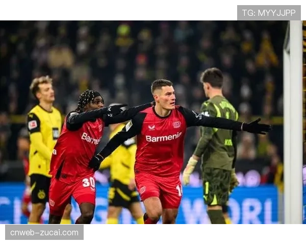 勒沃库森4月客场2比1力克科隆 希克梅开二度展现禁区支点价值